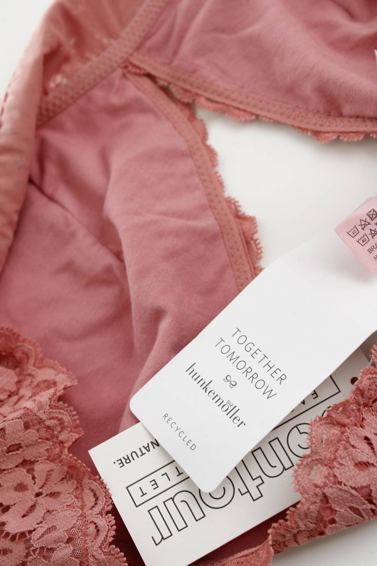 Сутиен Hunkemoller3