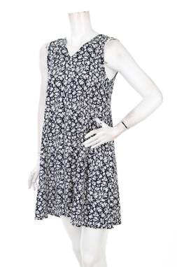 Φορέματα Only1