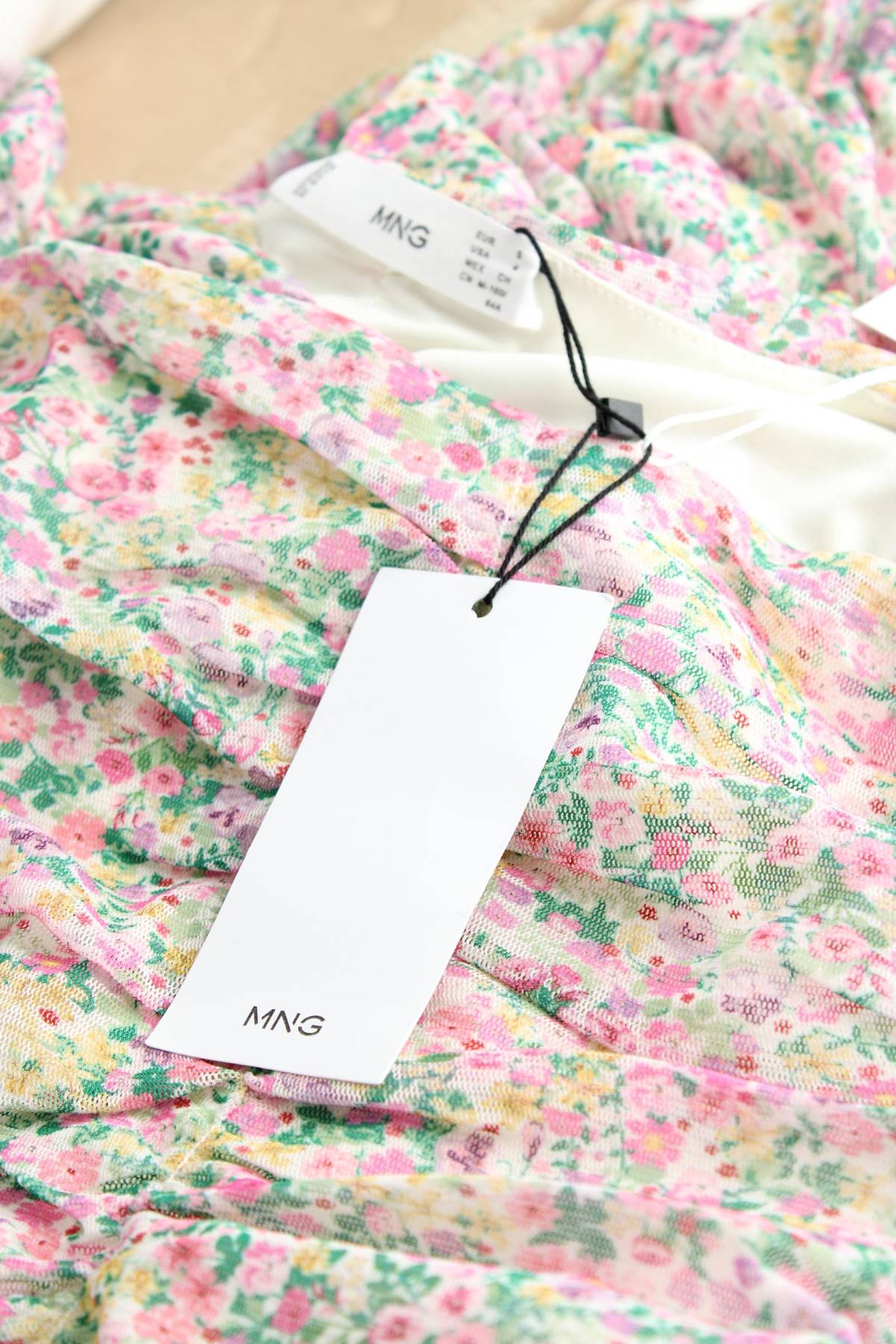 Φορέματα Mango3