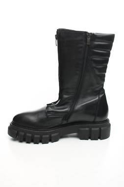 Дамски ботуши Inuovo2