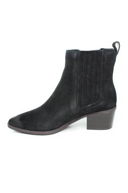 Дамски боти Clarks1