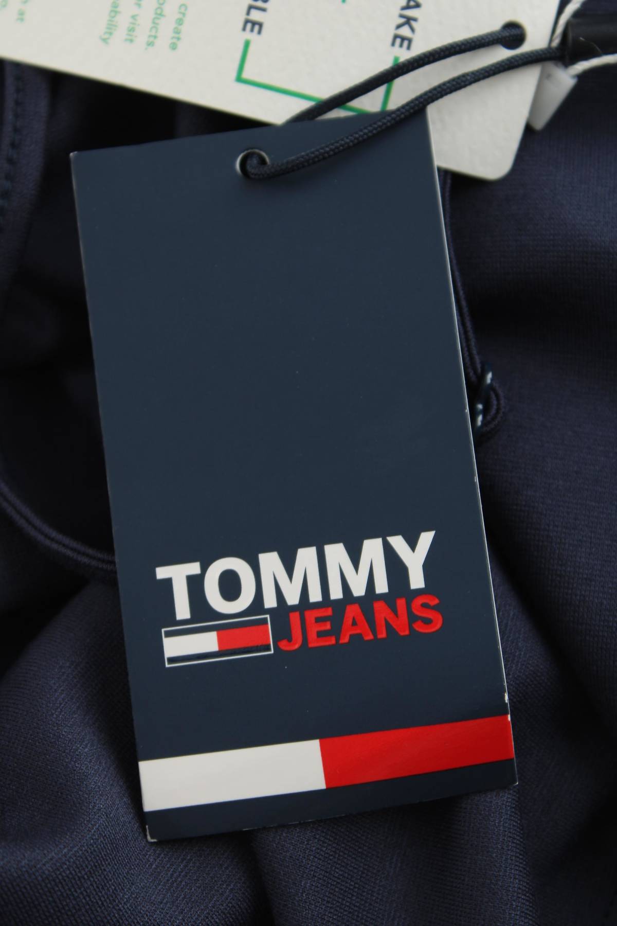 Φορέματα Tommy Jeans3