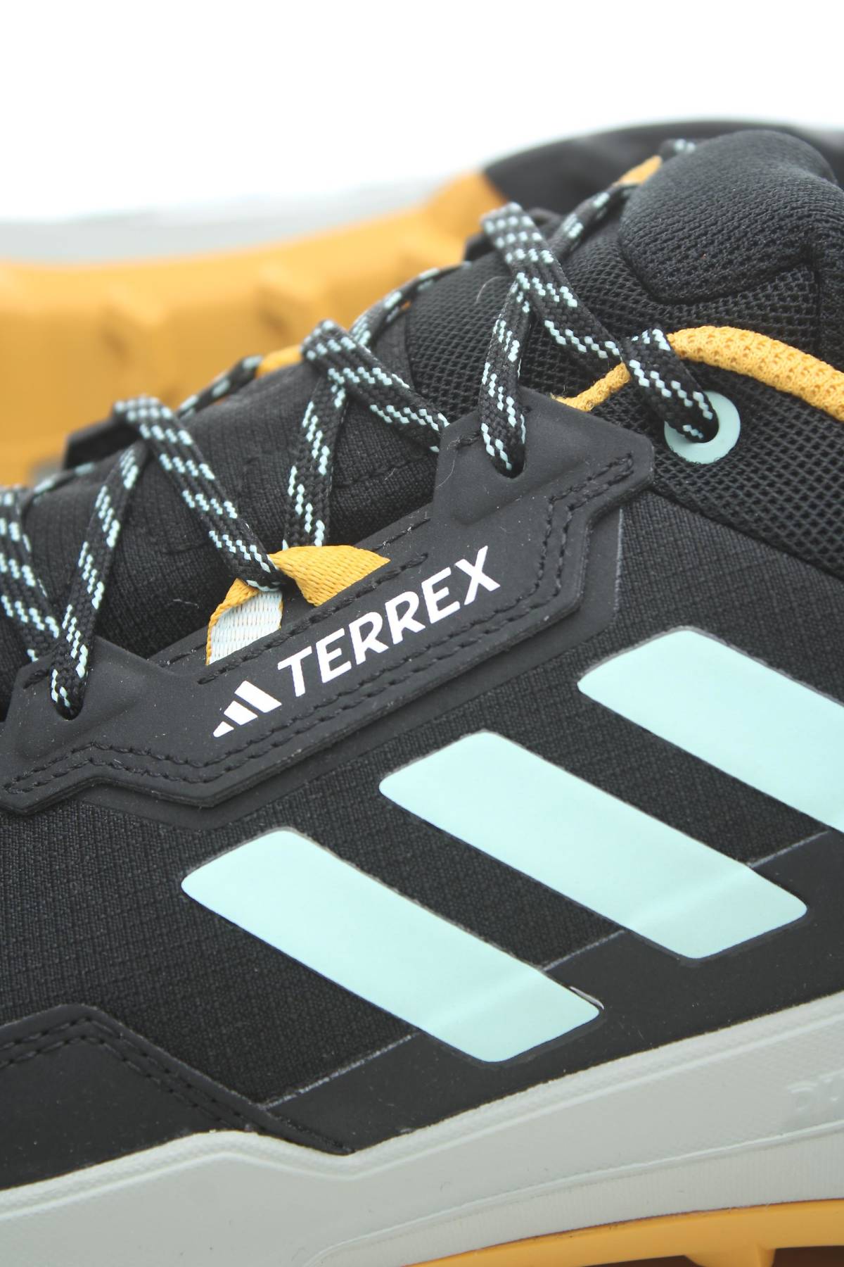 Туристически обувки Adidas Terrex5