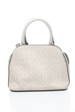 Дамска кожена чанта Guess2