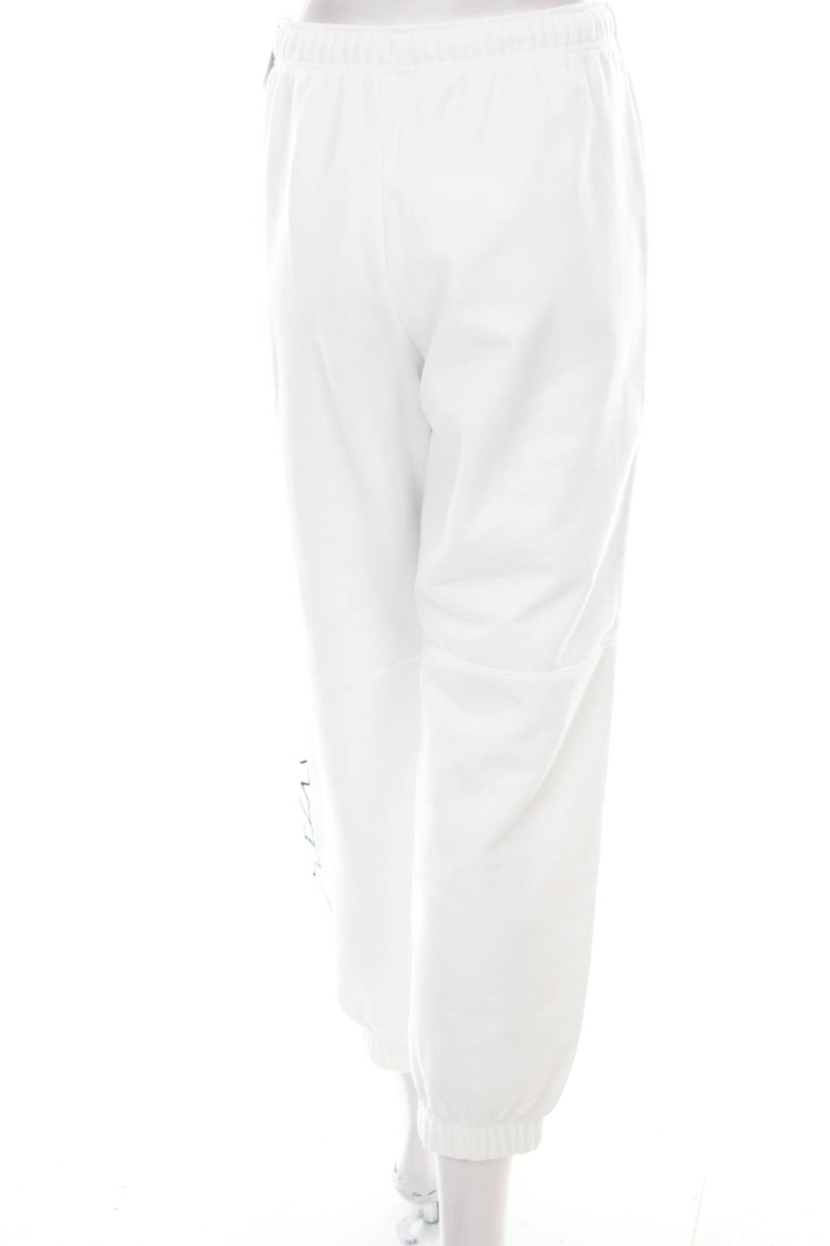 Дамско спортно долнище Nike Air2 - Contour.bg Дамско спортно долнище Nike Air2
