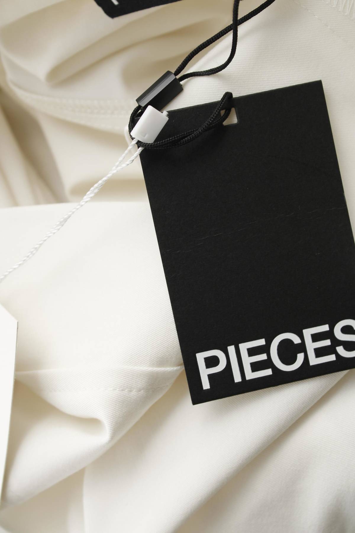 Дамска блуза Pieces3 - Contour.bg Дамска блуза Pieces3