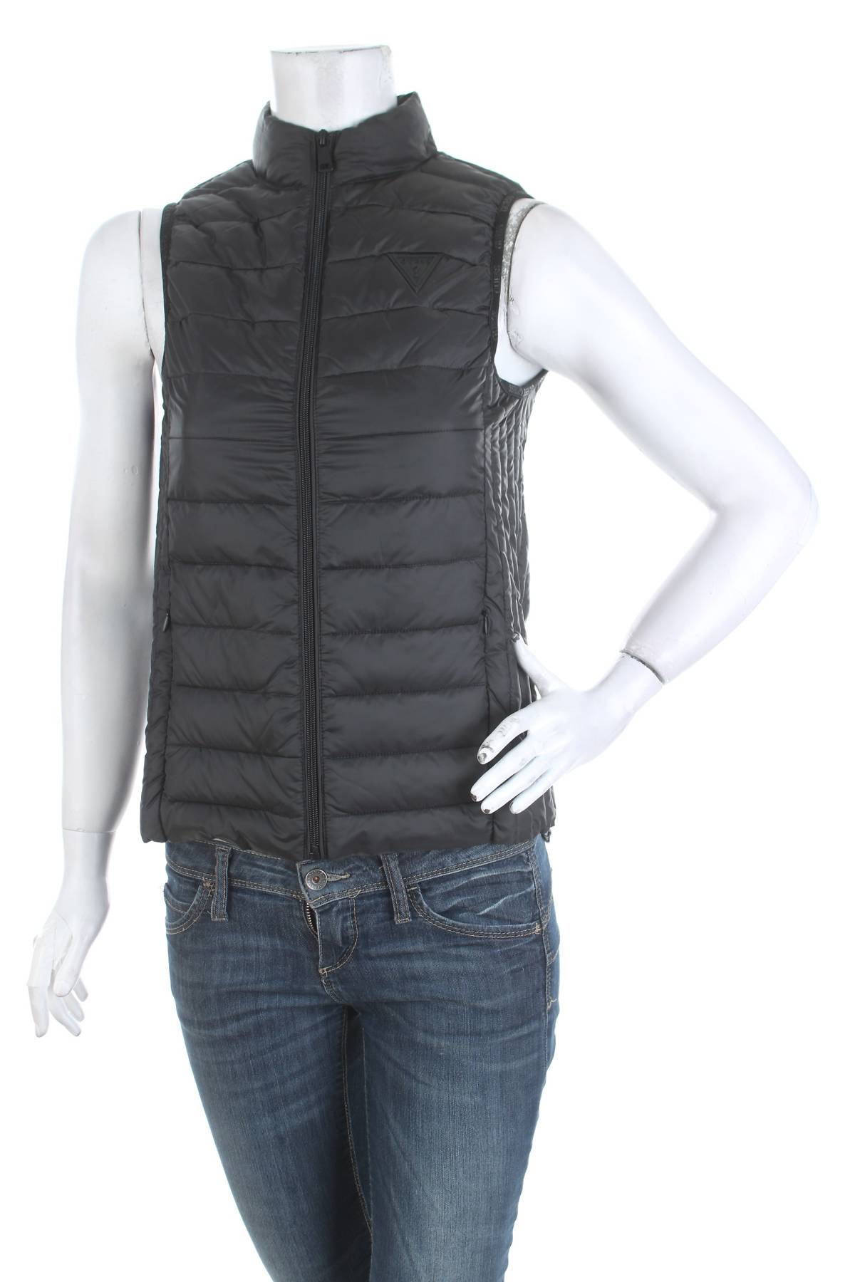 Дамски елек Guess1