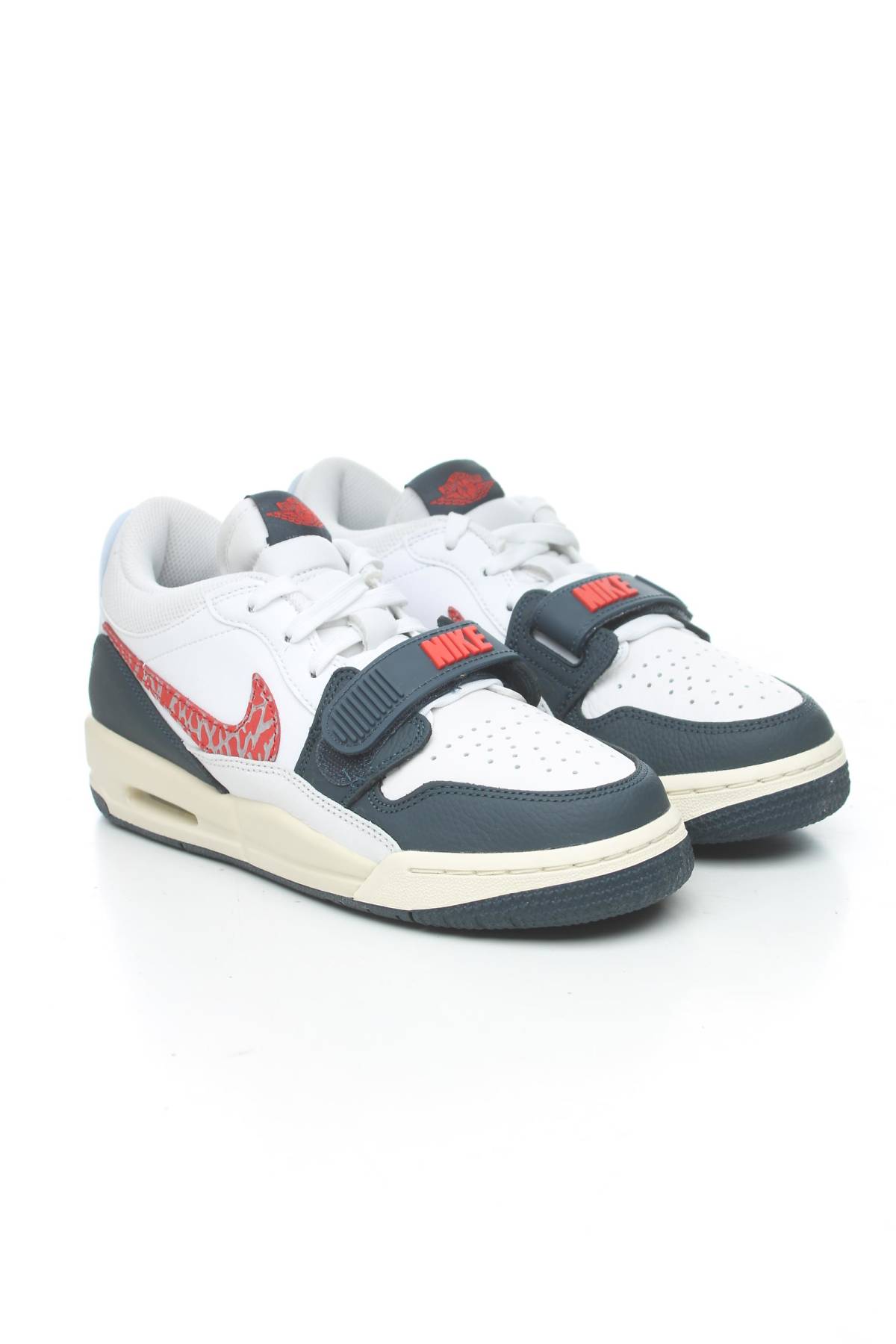 Детски кецове Nike Jordan3 - Contour.bg Детски кецове Nike Jordan3