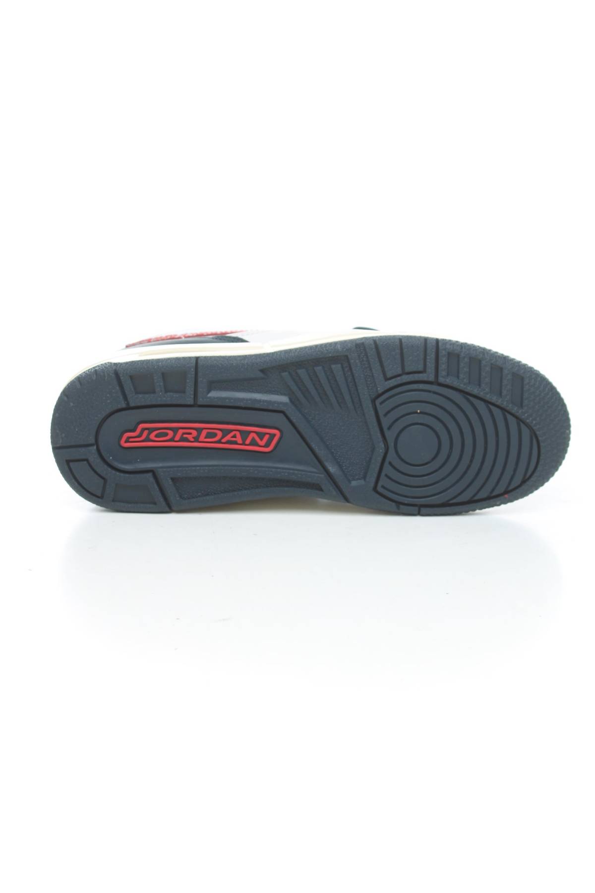 Детски кецове Nike Jordan4 - Contour.bg Детски кецове Nike Jordan4