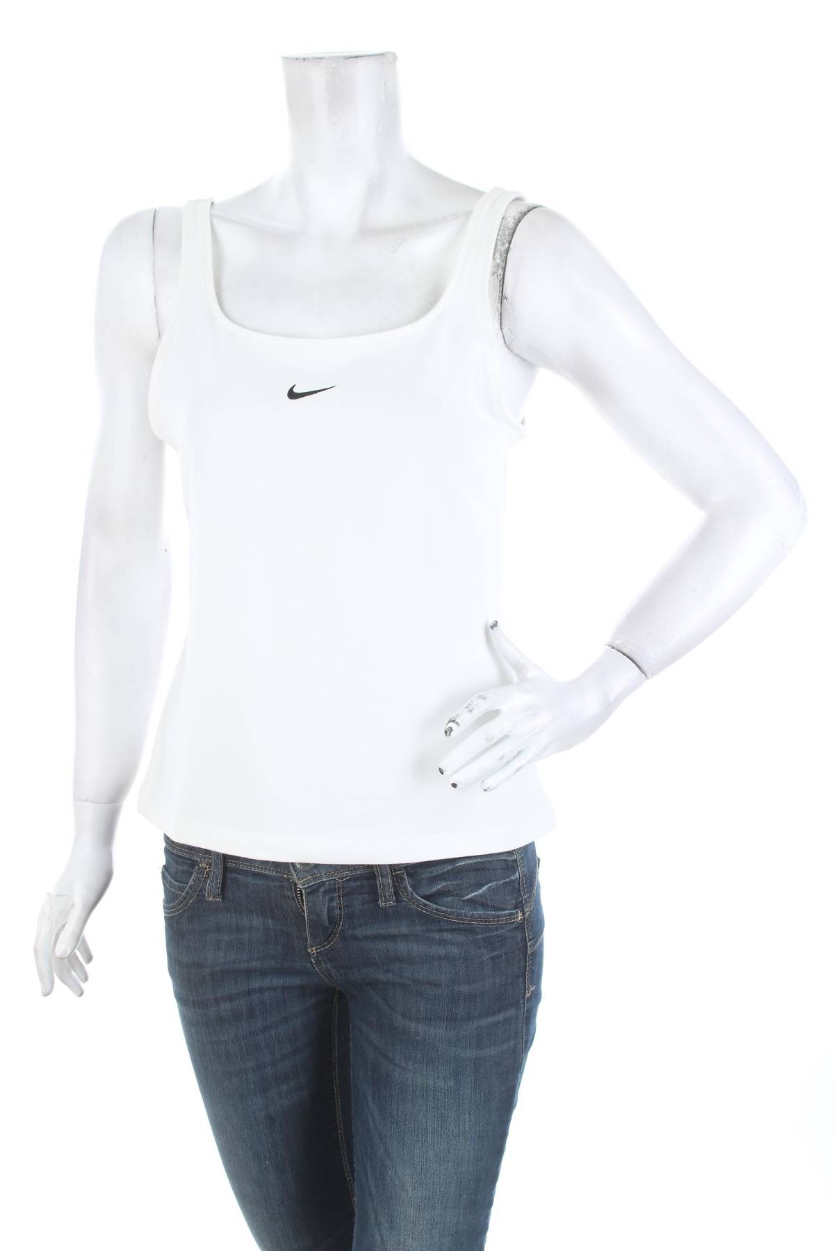 Γυνικείο αθλητικό αμάνικο Nike1