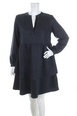 Φορέματα Mustang1