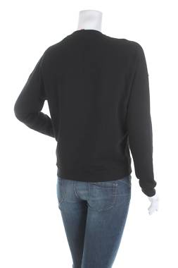 Γυναικεία μπλούζα Guess2