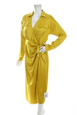 Рокля Asos Design1