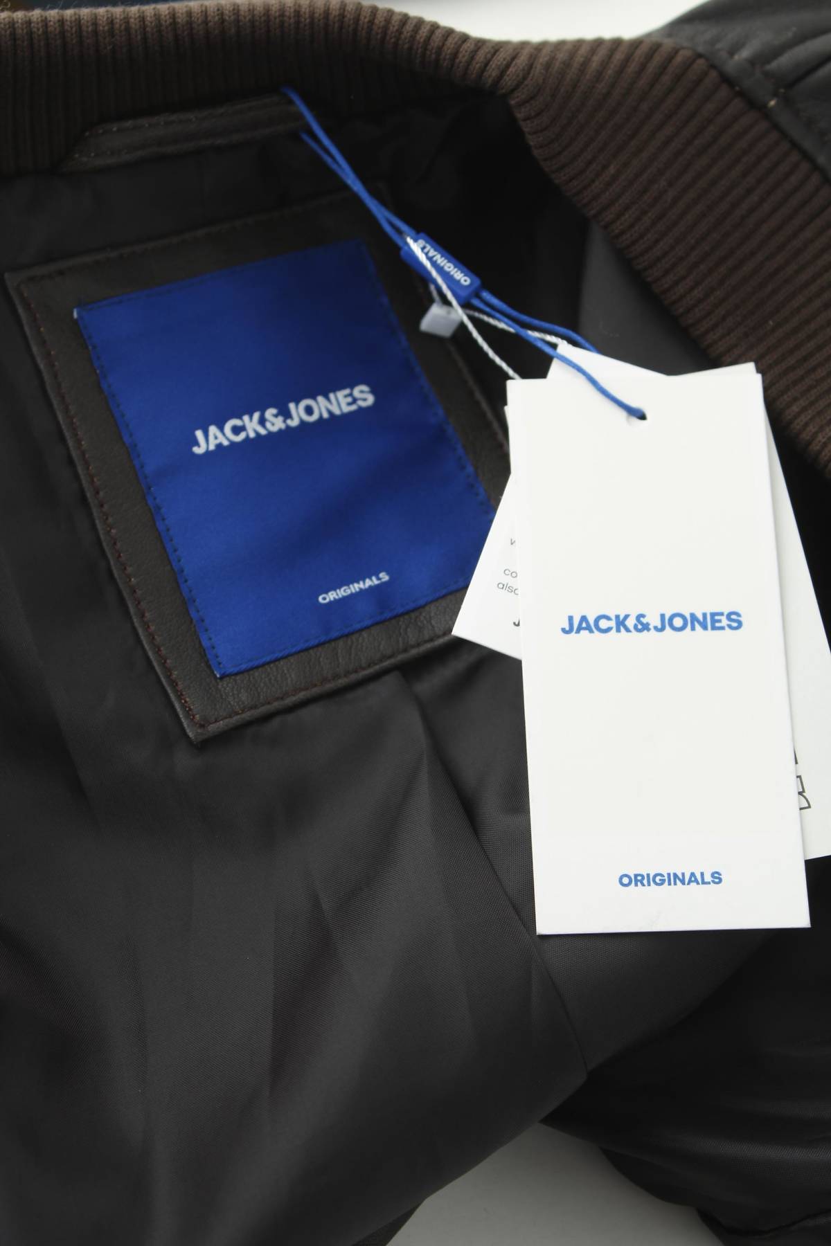 Ανδρικό δερμάτινο μπουφάν Jack & Jones4 - Contourshop.gr Ανδρικό δερμάτινο μπουφάν Jack & Jones4
