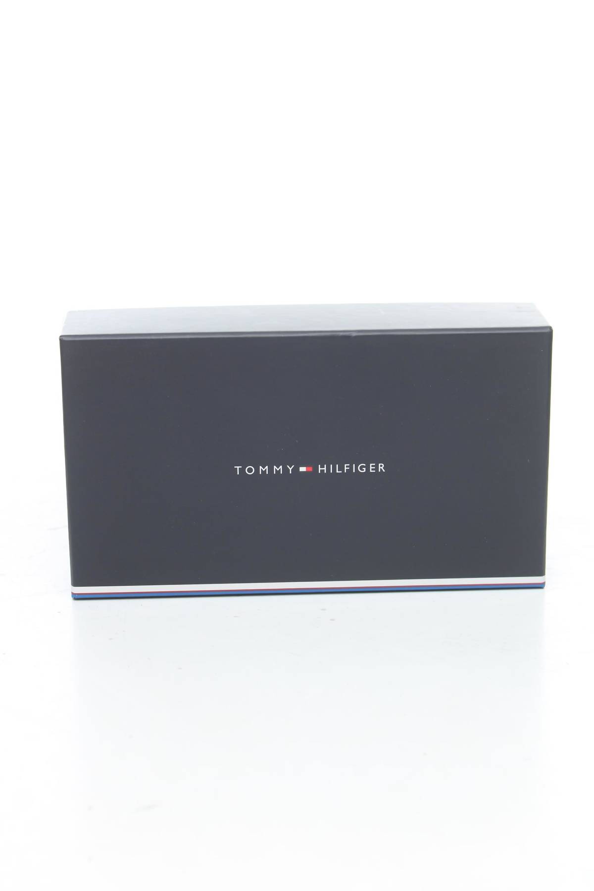 Портмоне Tommy Hilfiger4 - Contour.bg Портмоне Tommy Hilfiger4