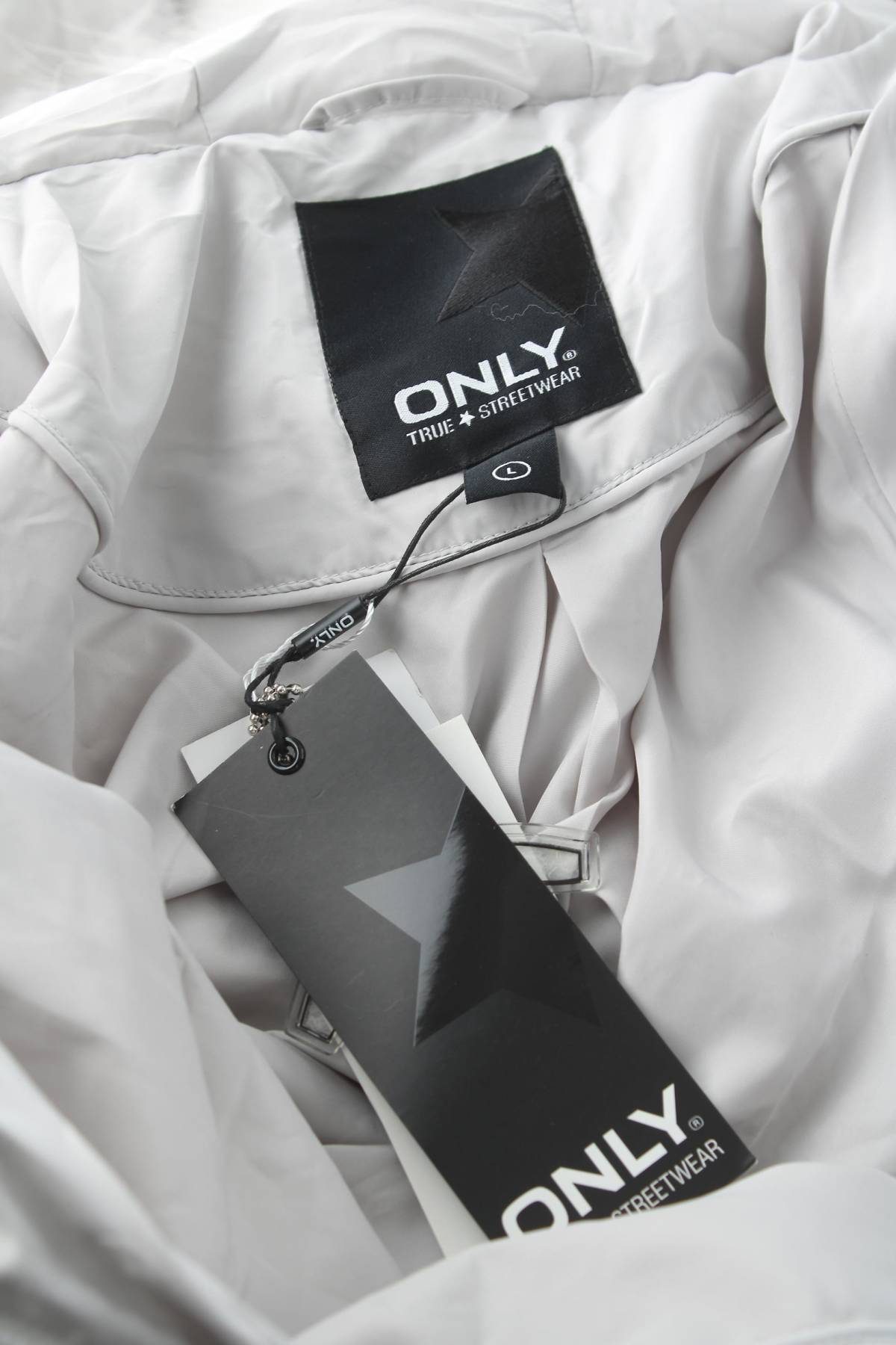 Γυναικείο μπουφάν Only4