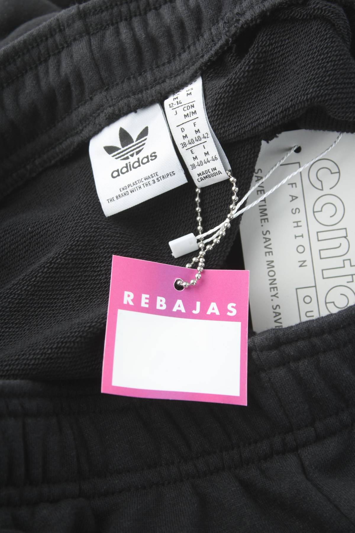 Дамски шорти Adidas Originals3