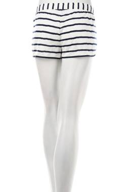 Дамски къс панталон Juicy Couture2 - Contour.bg Дамски къс панталон Juicy Couture2