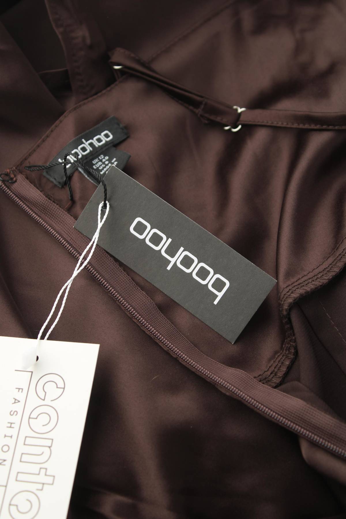 Рокля Boohoo3
