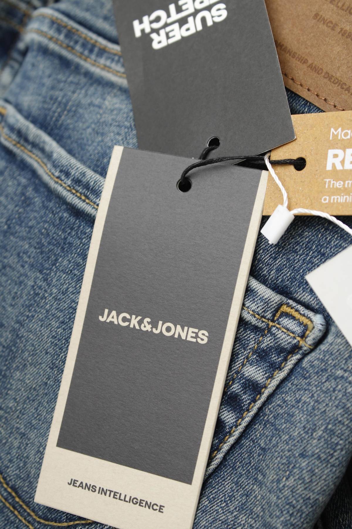 Мъжки дънки Jack & Jones3