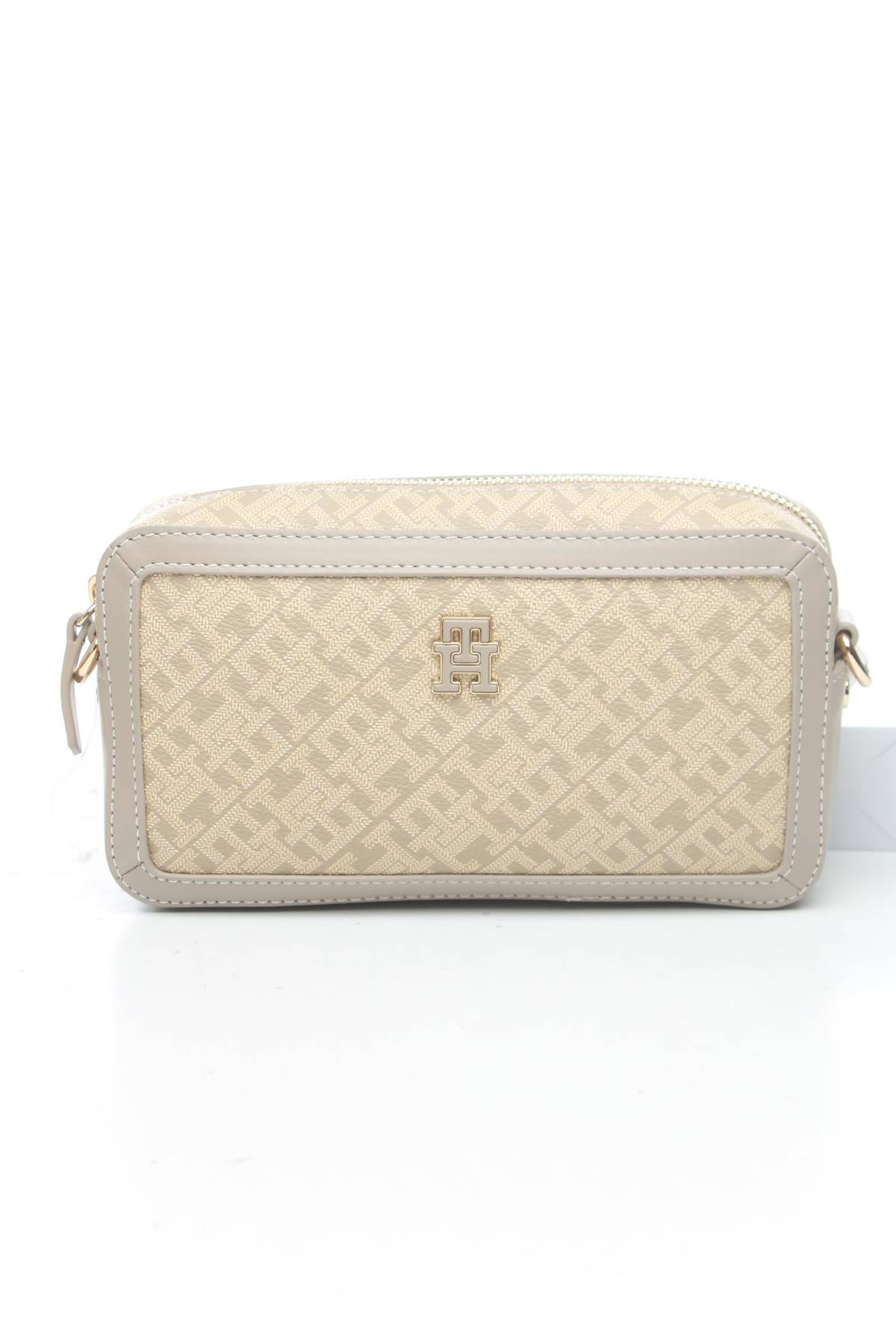 Дамска кожена чанта Tommy Hilfiger1 - Contour.bg Дамска кожена чанта Tommy Hilfiger1