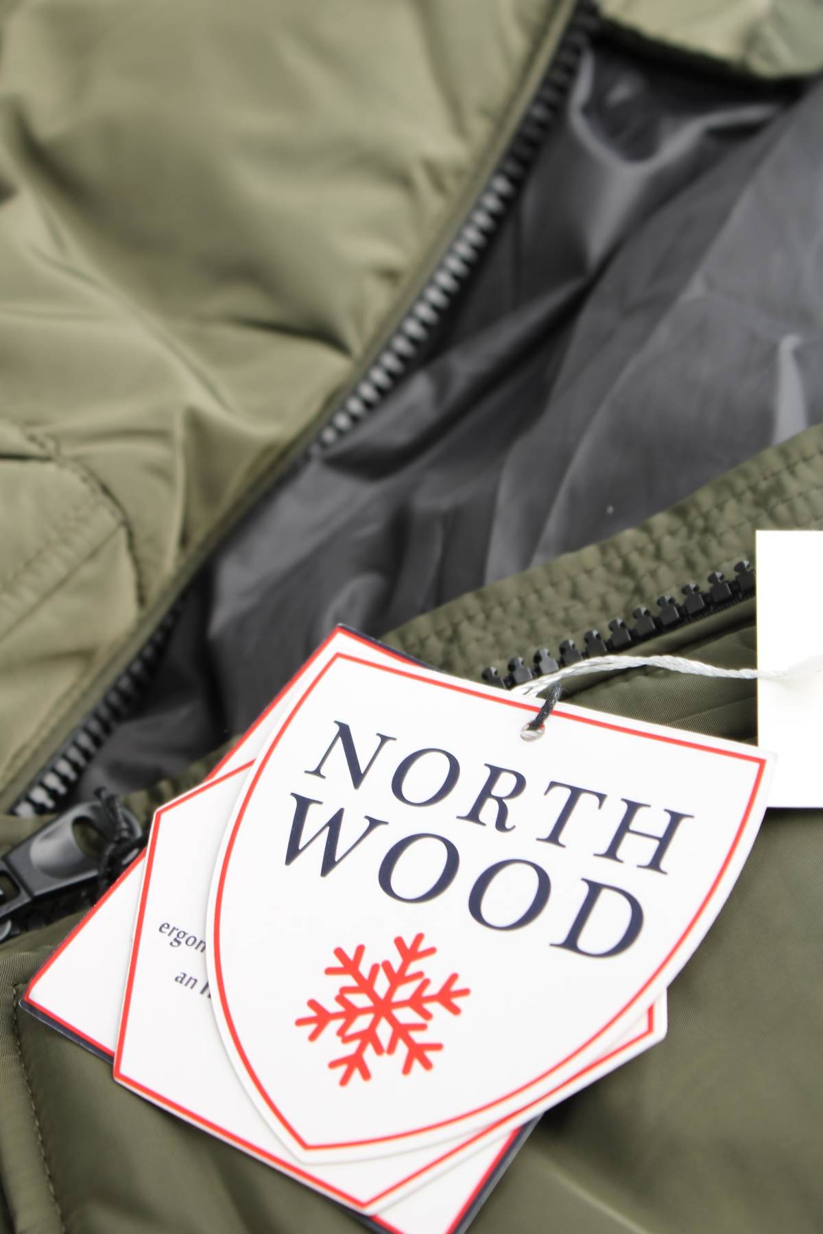 Дамско яке North Wood4 - Contour.bg Дамско яке North Wood4