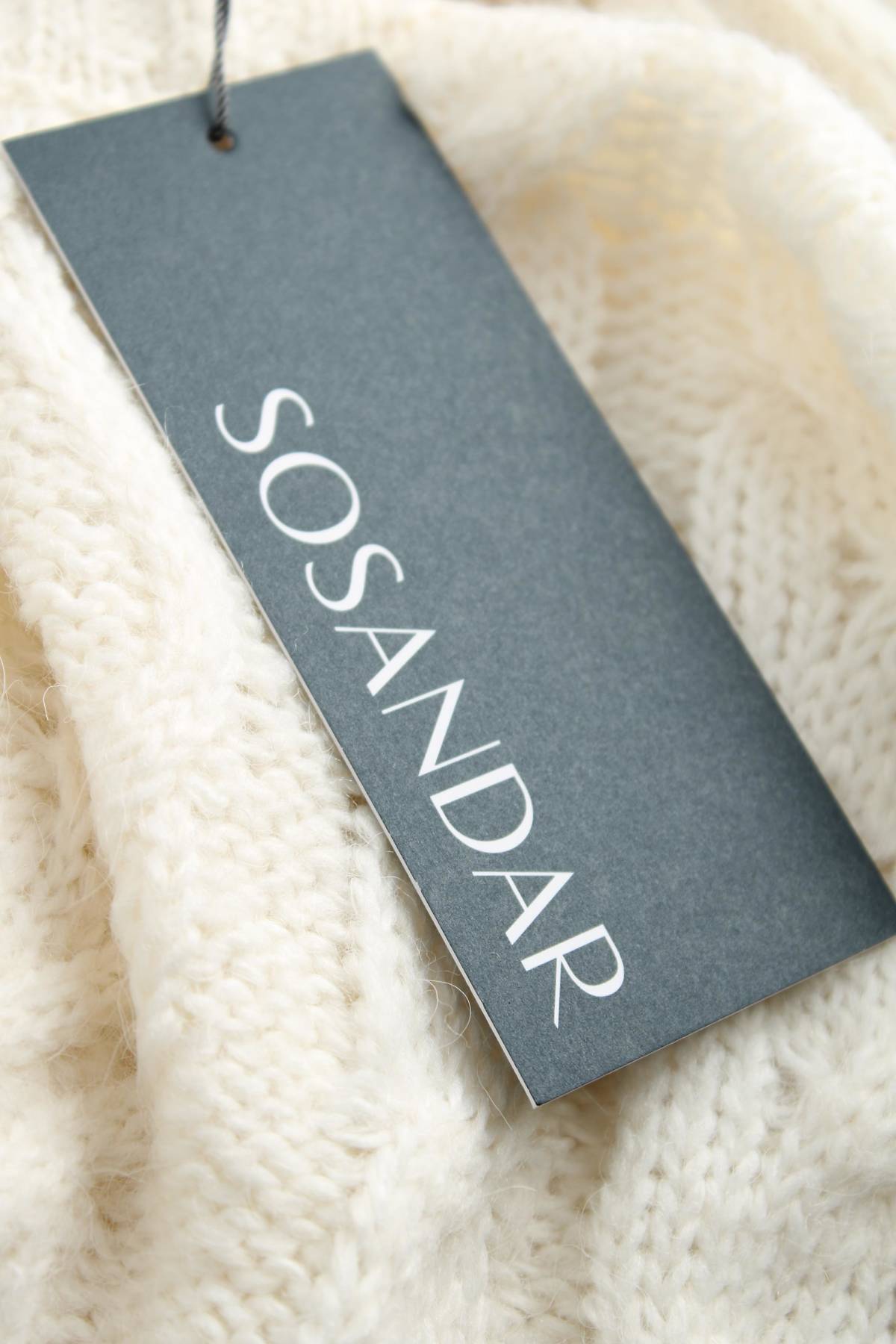 Дамски пуловер Sosandar3