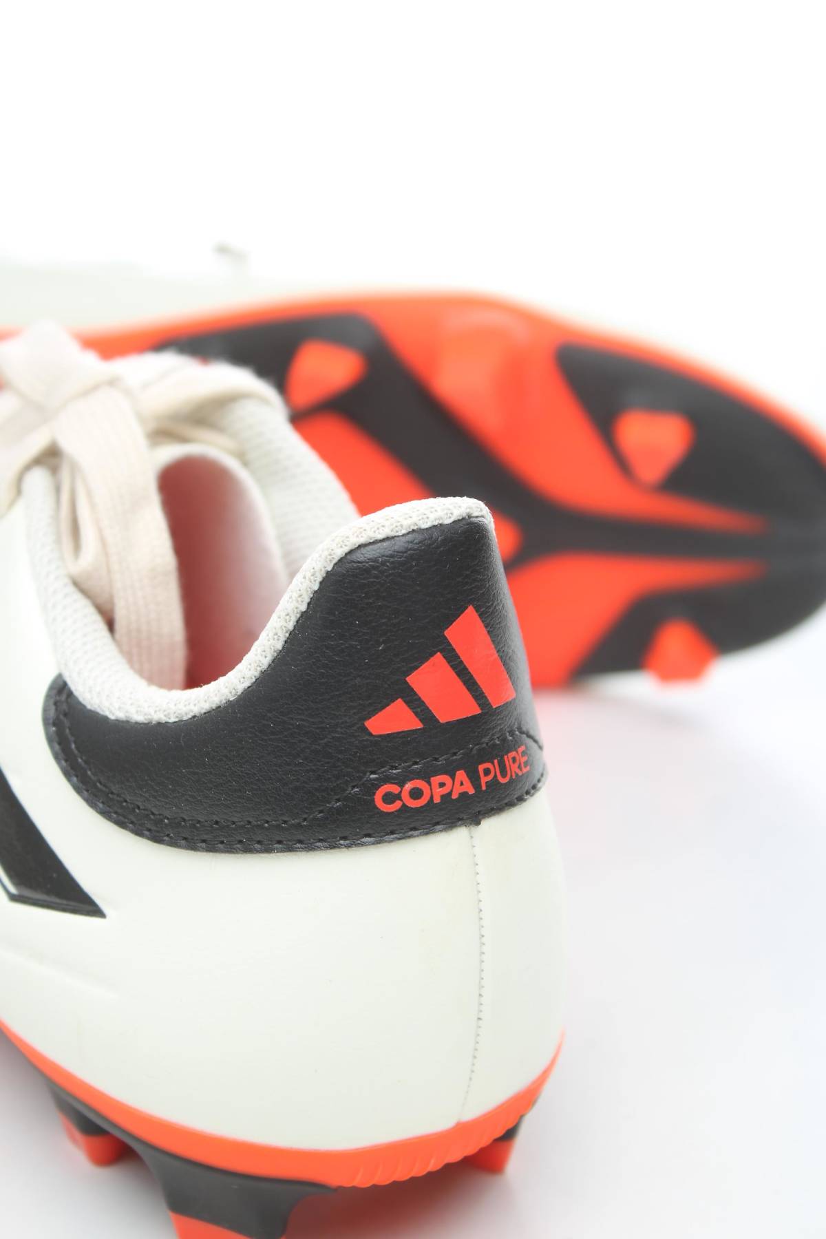 Футболни обувки Adidas5