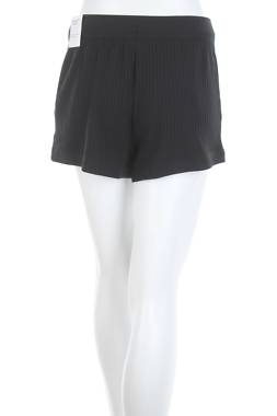 Дамски шорти Nike2