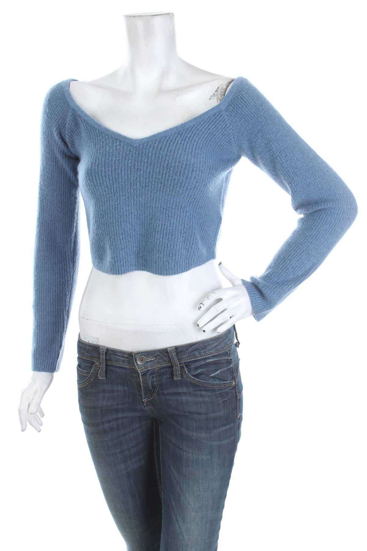 Γυναικείο πουλόβερ Guess1