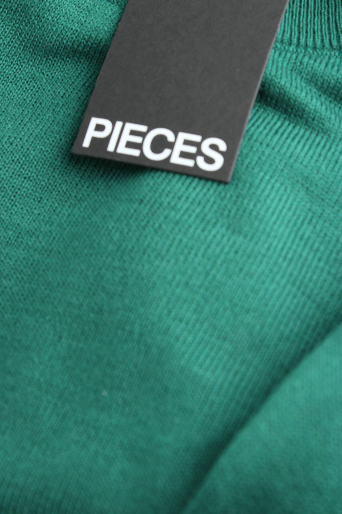 Дамски пуловер Pieces3