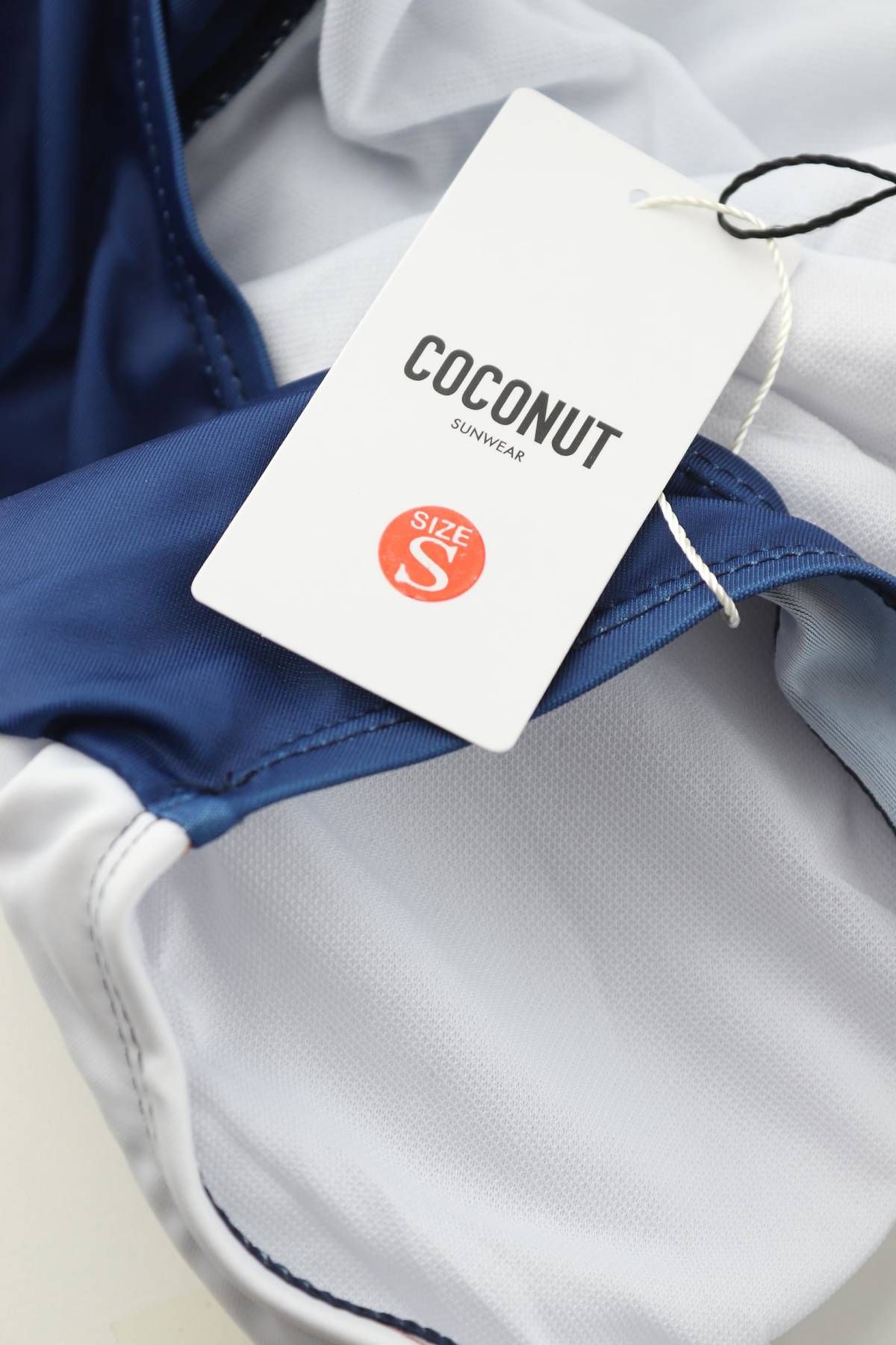 Ολόσωμο μαγιό Coconut3