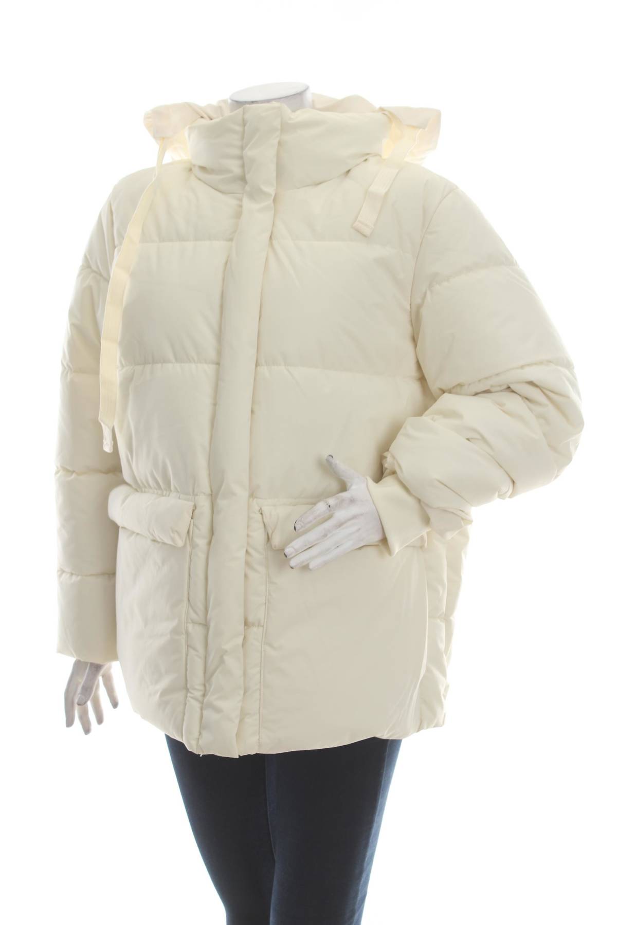 Γυναικείο μπουφάν Mango1