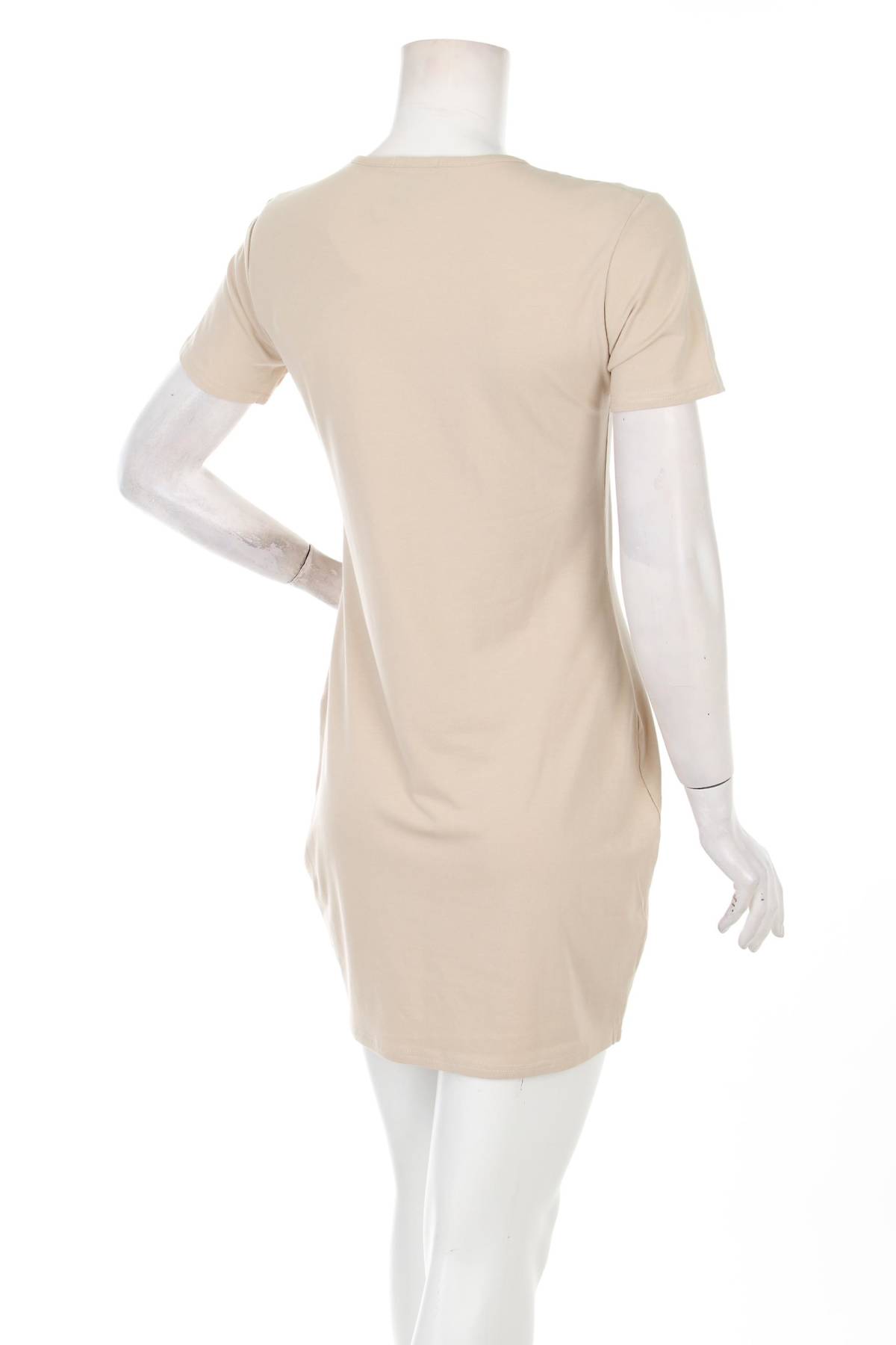 Рокля Boohoo2