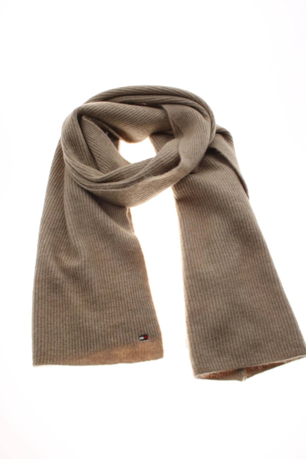 Шал Tommy Hilfiger1