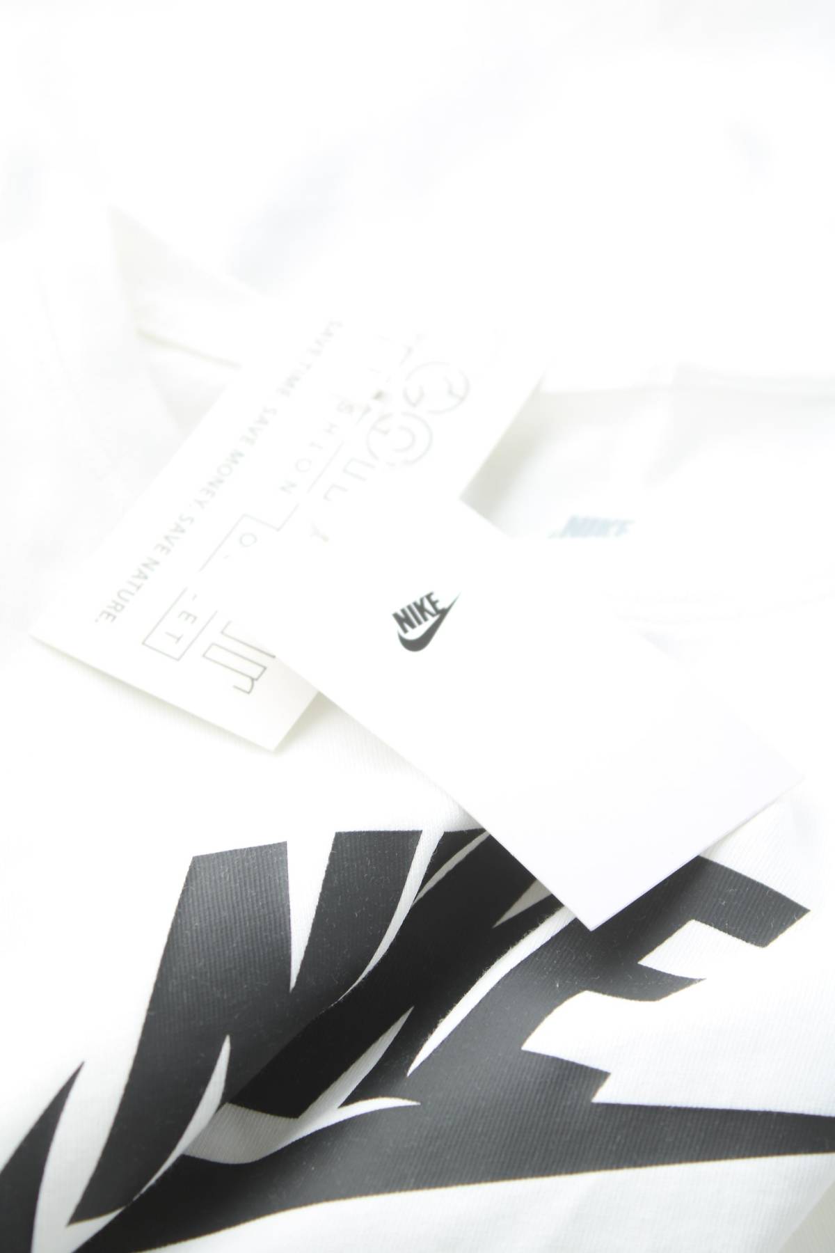 Γυναικείο αθλητικό t-shirt Nike3