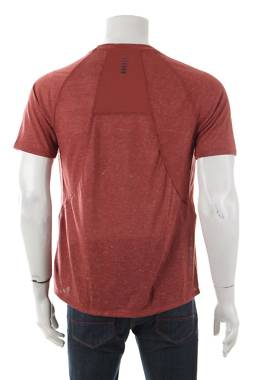 Мъжка тениска Under Armour2 - Contour.bg Мъжка тениска Under Armour2