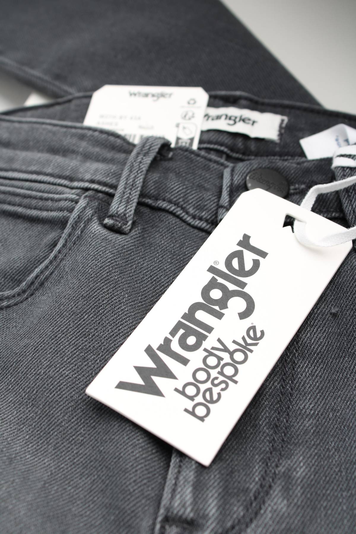 Дамски дънки Wrangler3