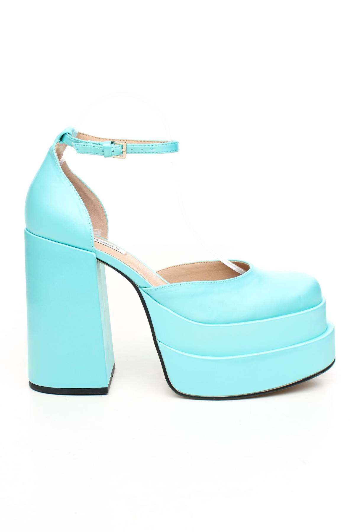 Сандали Steve Madden1 - Contour.bg Сандали Steve Madden1