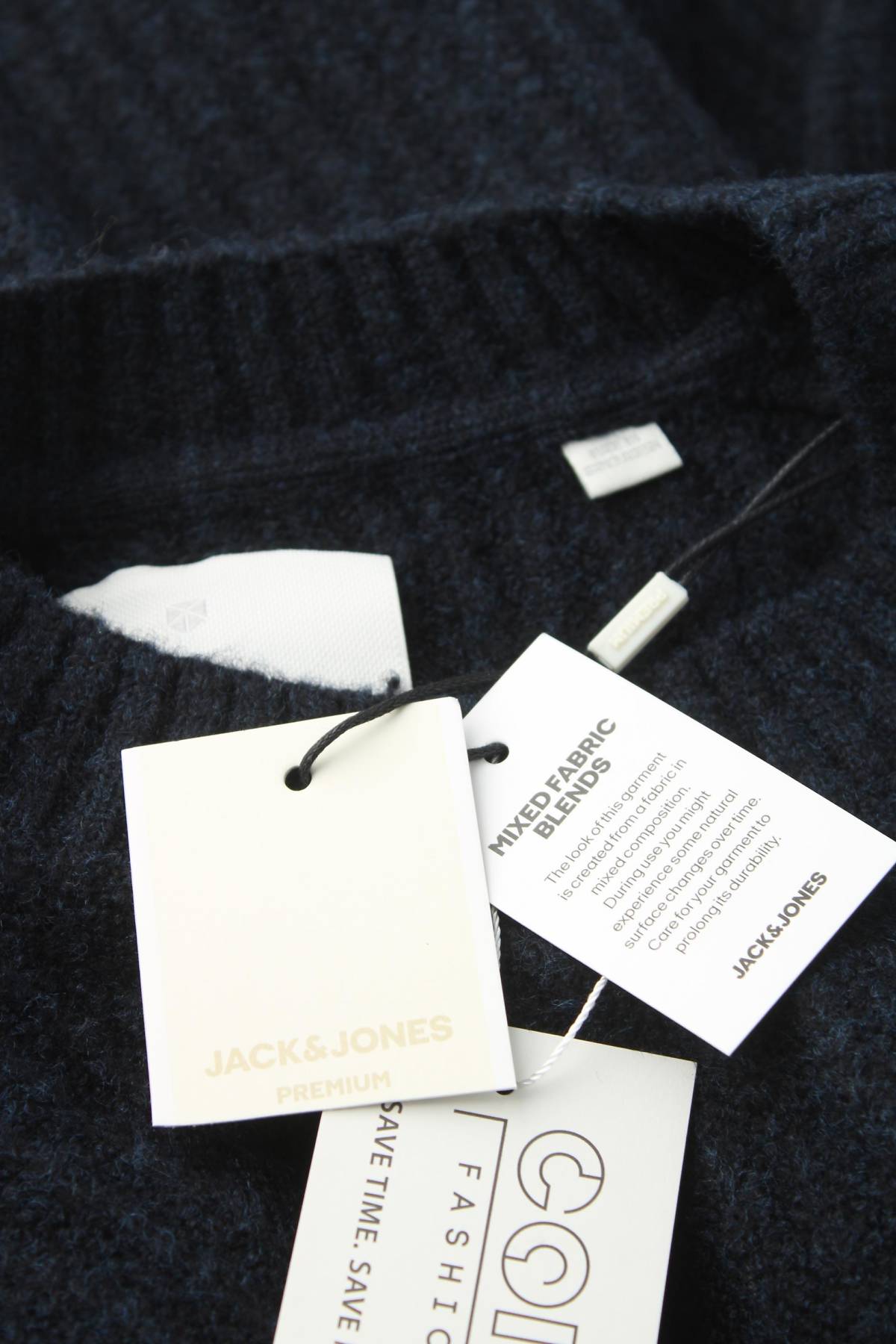 Мъжки пуловер Jack & Jones3