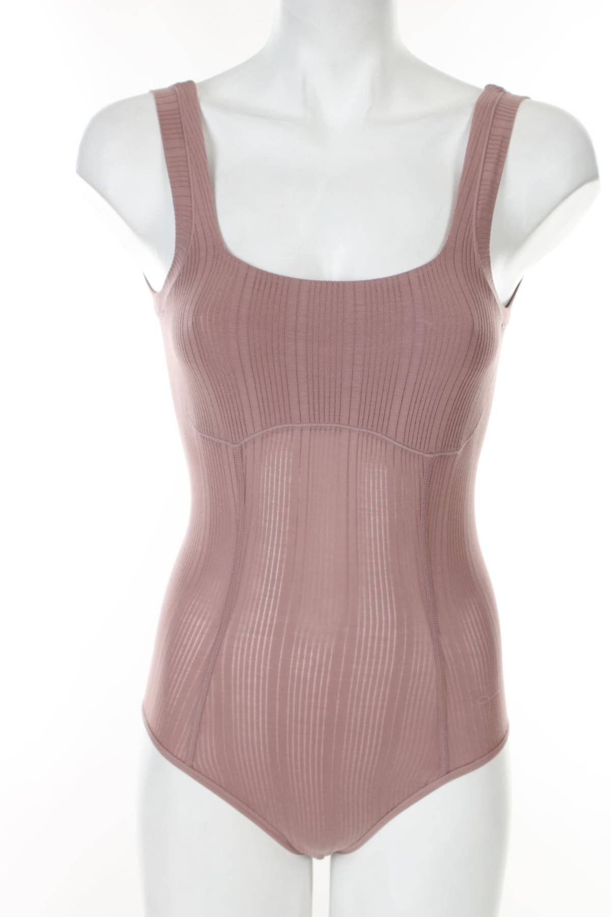 Γυναικείο κορμάκι Triumph1