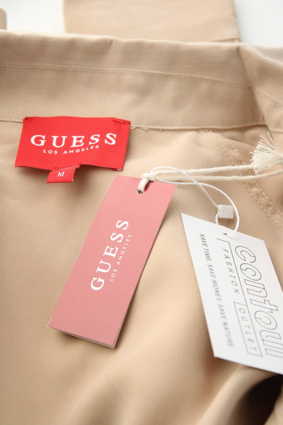 Дамско яке Guess3