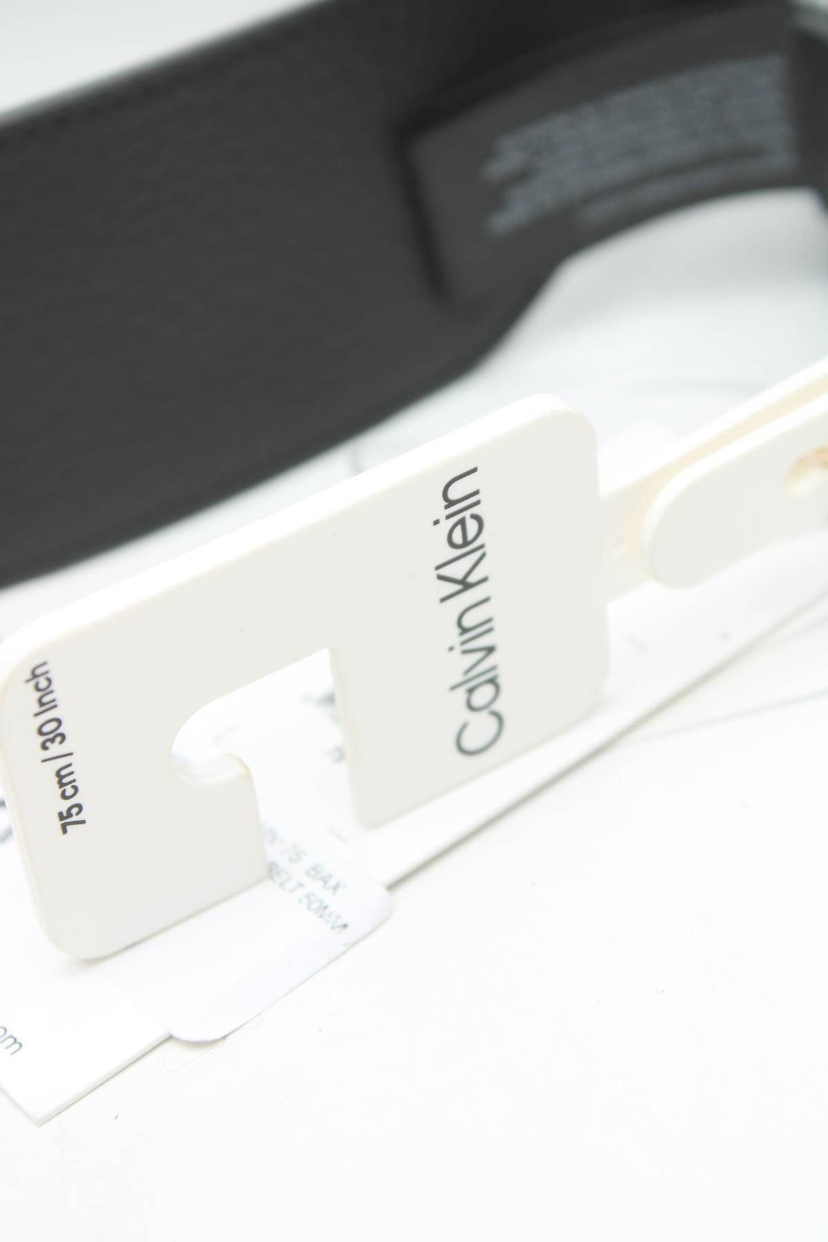 Ζώνη Calvin Klein3 - Contourshop.gr Ζώνη Calvin Klein3