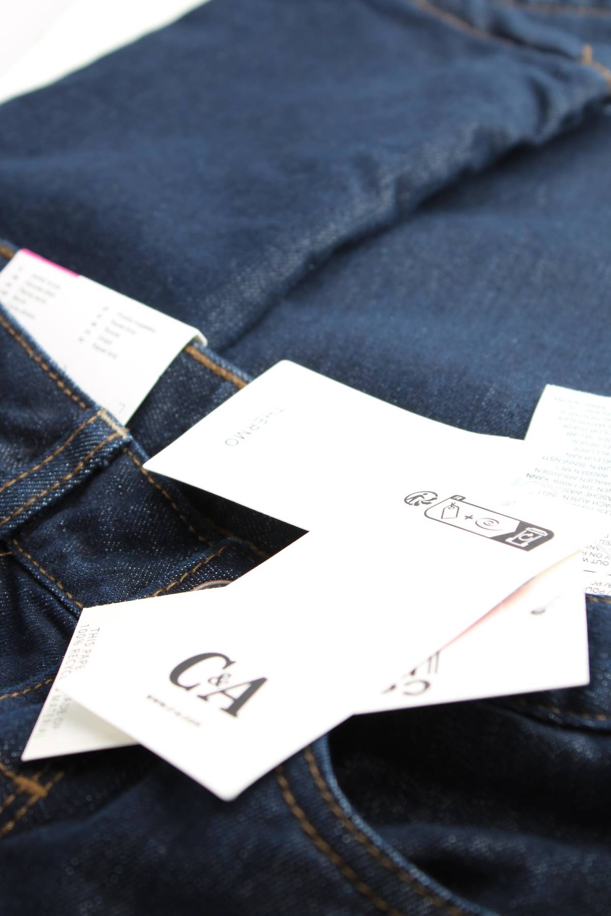 Детски дънки C&A3 - Contour.bg Детски дънки C&A3