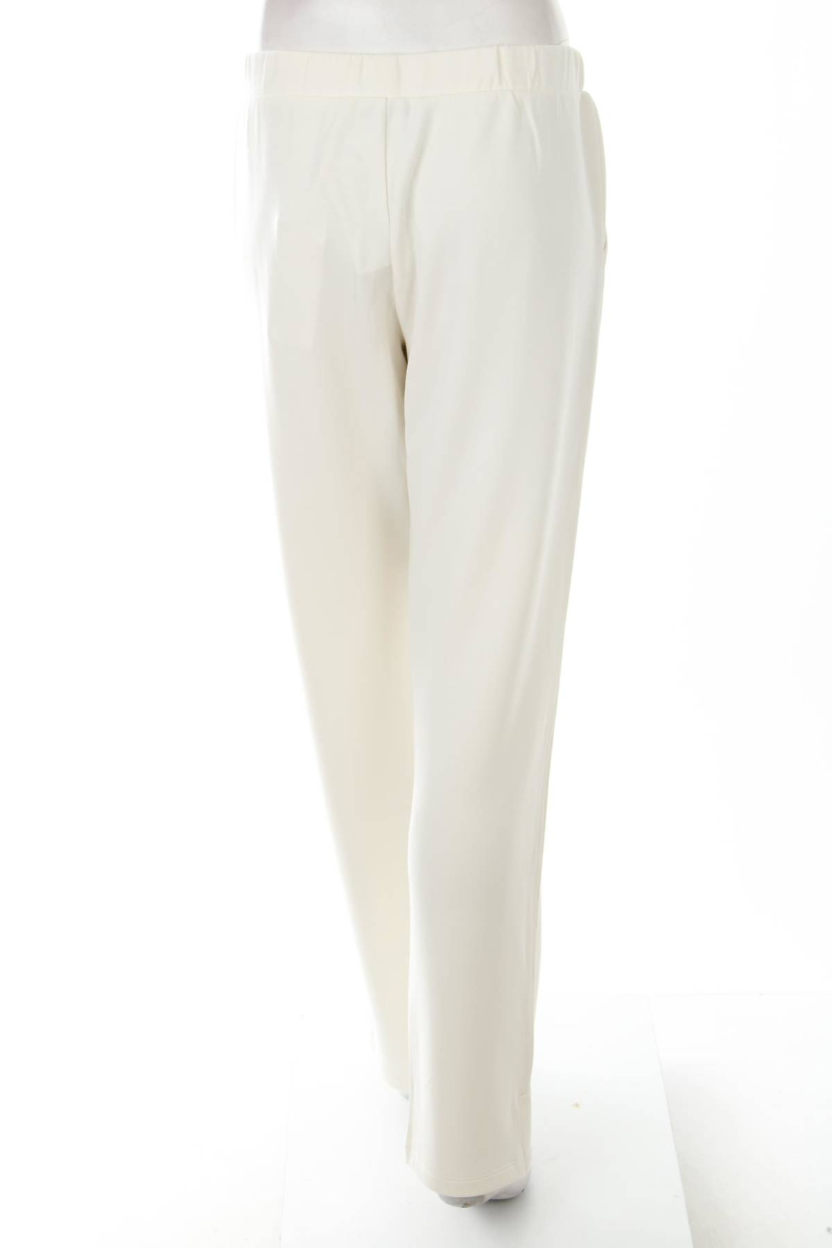 Ρούχα για το σπίτι Triumph2