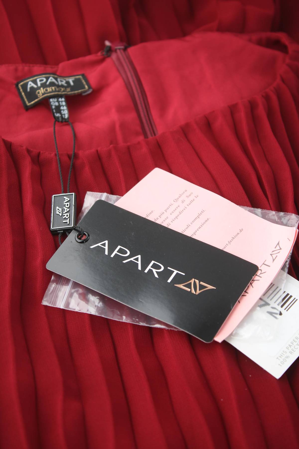 Φορέματα Apart3