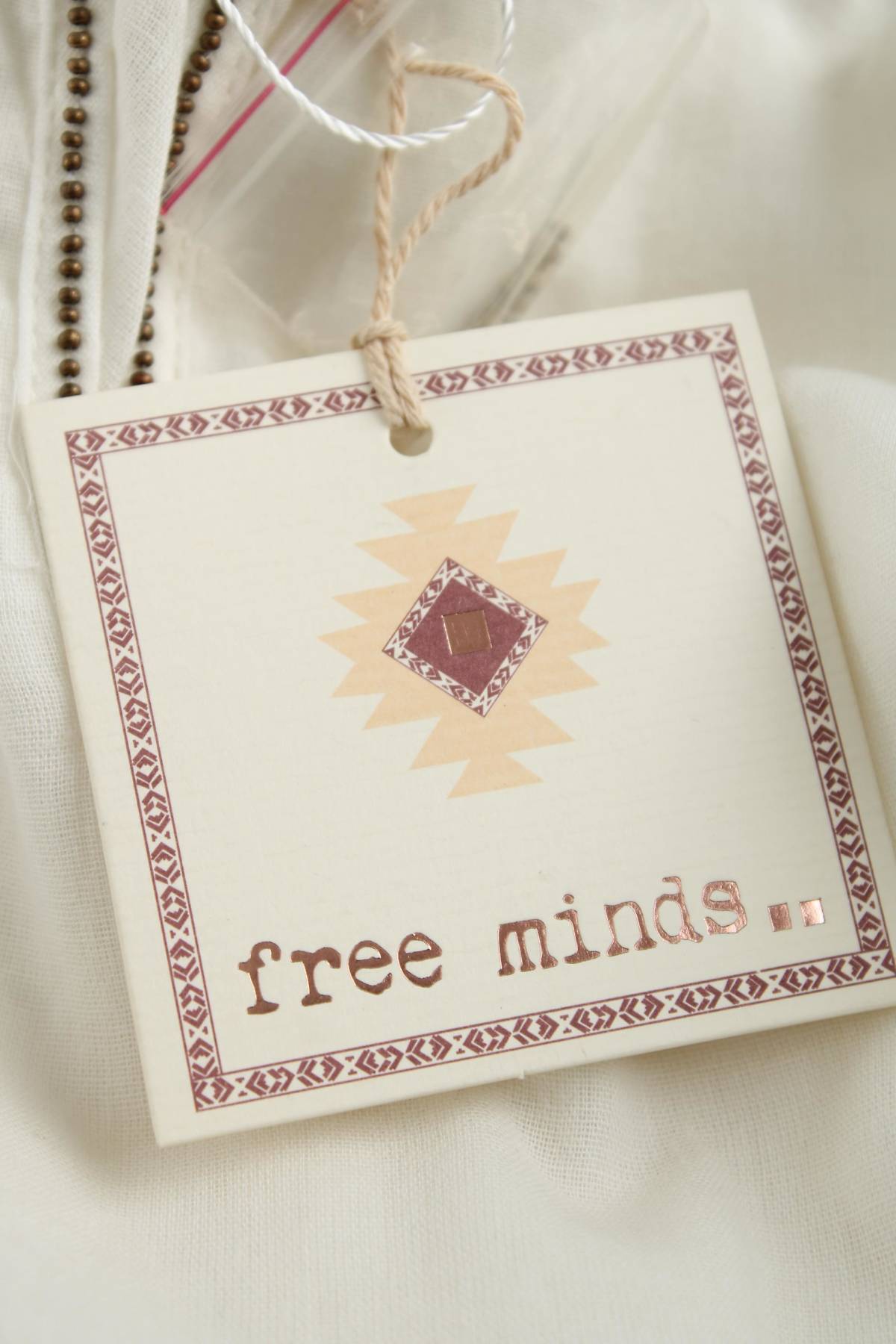 Дамска блуза free minds...3