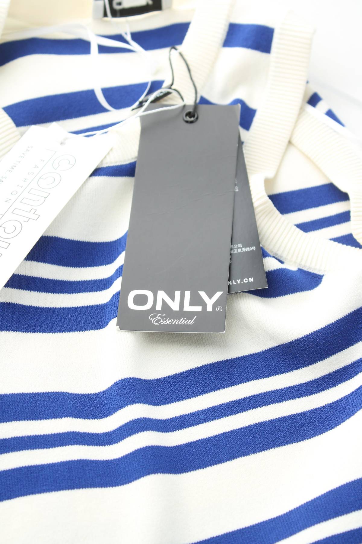 Γυναικείο αμάνικο Only3
