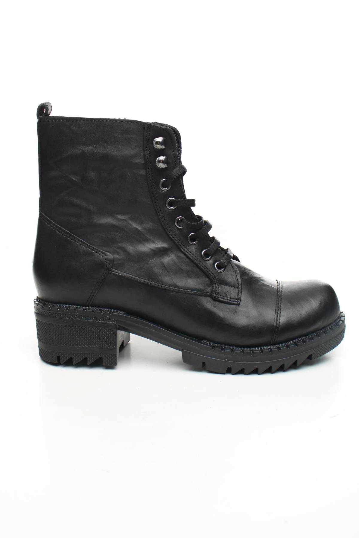 Дамски боти Step Glam1