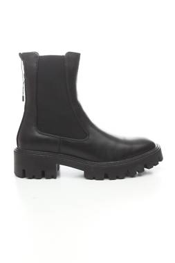 Дамски боти Only1